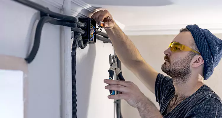 Garage Door Opener Cable Repair in Apopka, FL
