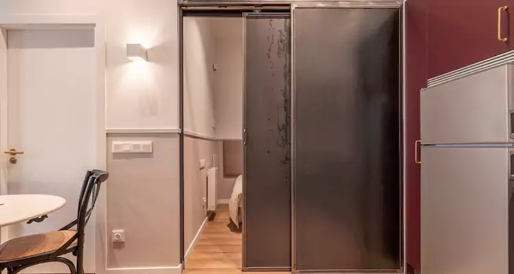 We Fix Closet Sliding Door in Apopka, FL