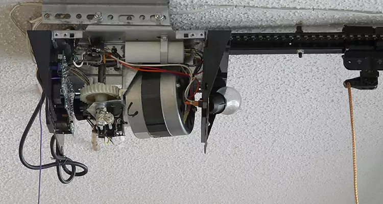 Garage Door Motor Replacement in Apopka, FL