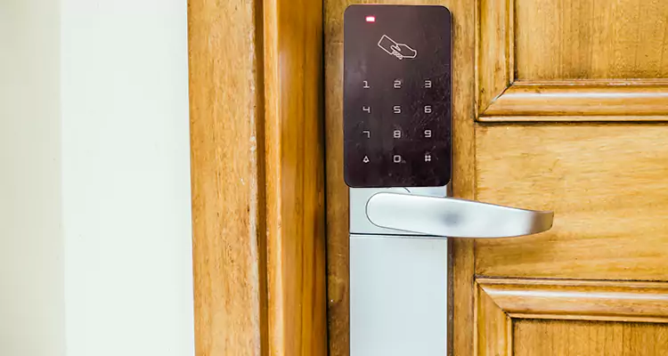 Keyless Hotel Door Locks Repair in Apopka, FL