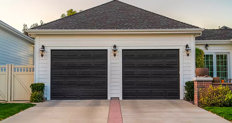 Residential Local Garage Door Repair in Apopka, FL