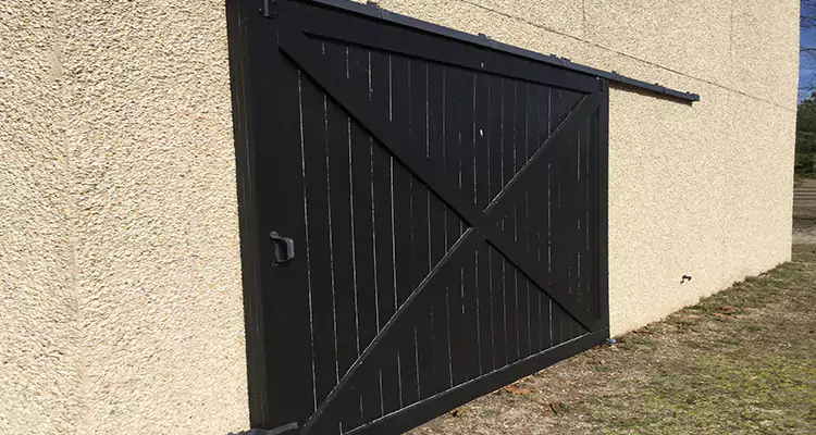 Sliding Barn Door Stuck Maintenance in Apopka, FL